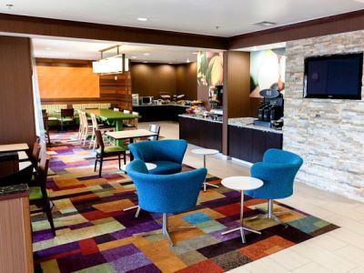 Fairfield & By Marriott